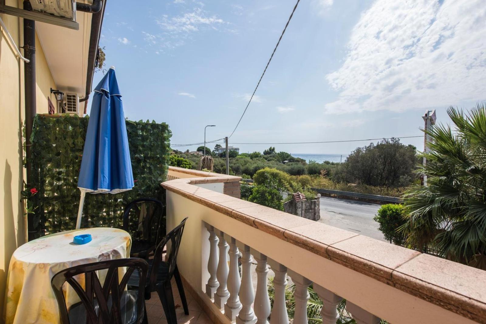 ברנקאלאונה מרינה B&B Casa Cosmano מראה חיצוני תמונה